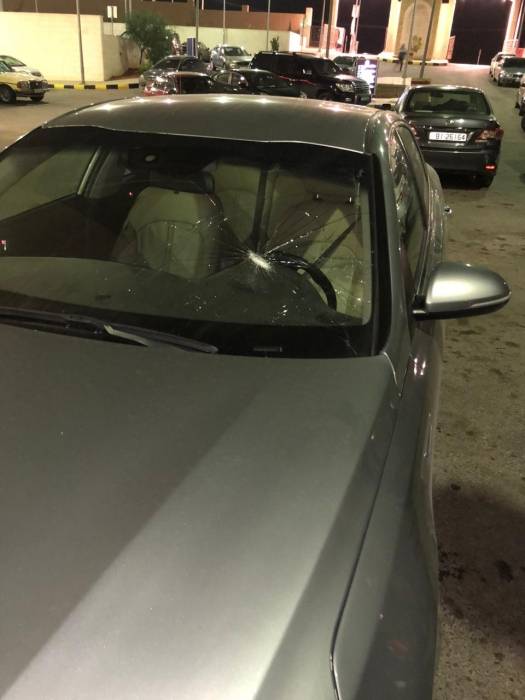 مجهولين يعتدوا على سيارة مرشحة في البلقاء