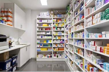 السماح للصيدليات بتوصيل الدواء خلال الحظر