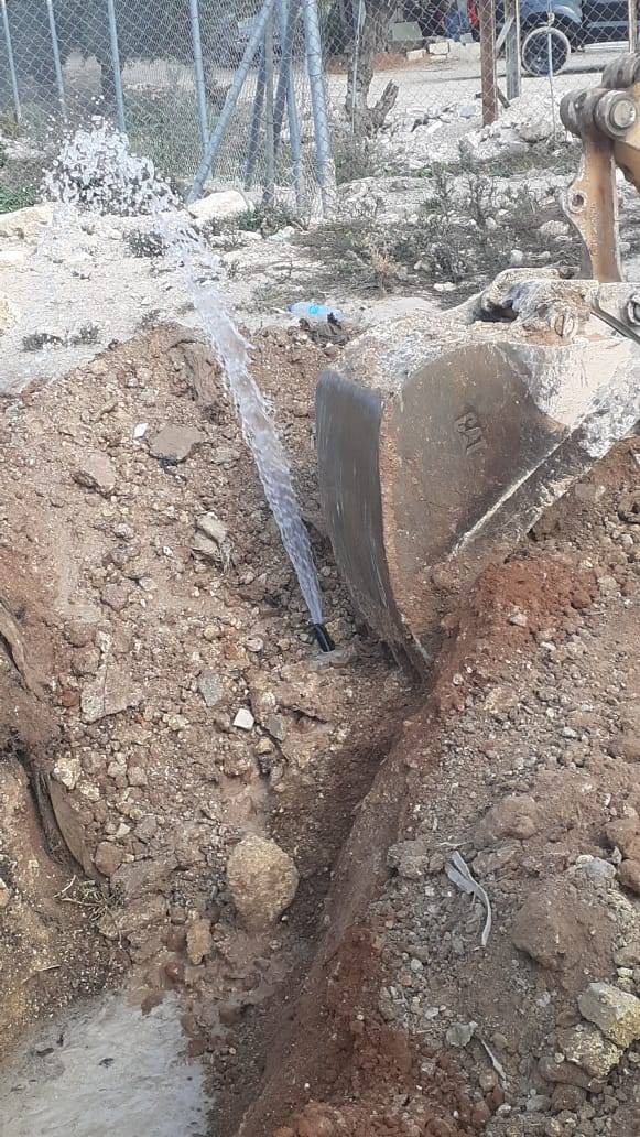 المياه : ضبط اعتداءات في منطقة عين الباشا ..صور