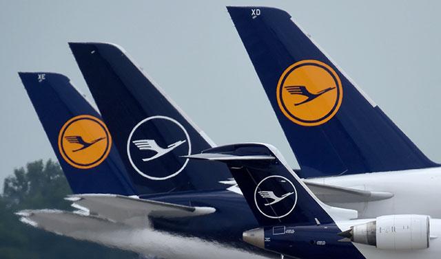 Lufthansa braces for challenging winter on 2b euro loss