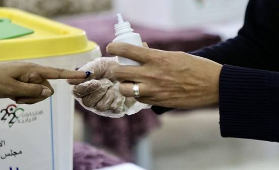 إحالة ناخب حاول التصويت للمرة الثانية للمدعي العام