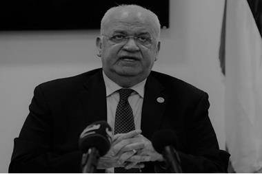 الصفدي يعزي بوفاة صائب عريقات