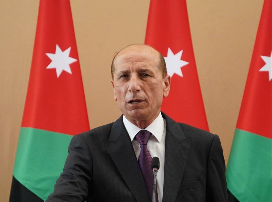 وزير الداخلية توفيق الحلالمة يقدم استقالته