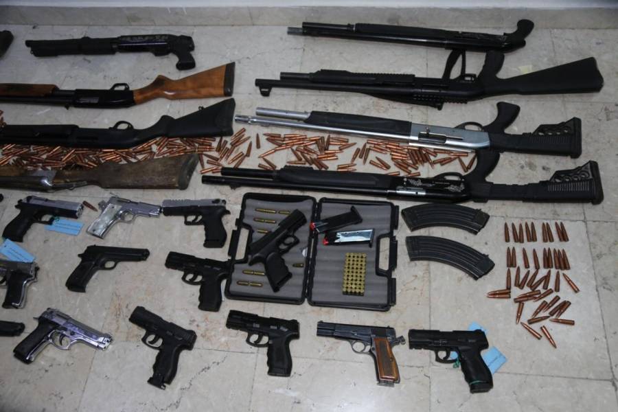 الامن العام: ارتفاع عدد الاسلحة المضبوطة  الى 98 قطعة منذ انتهاء عملية الاقتراع .