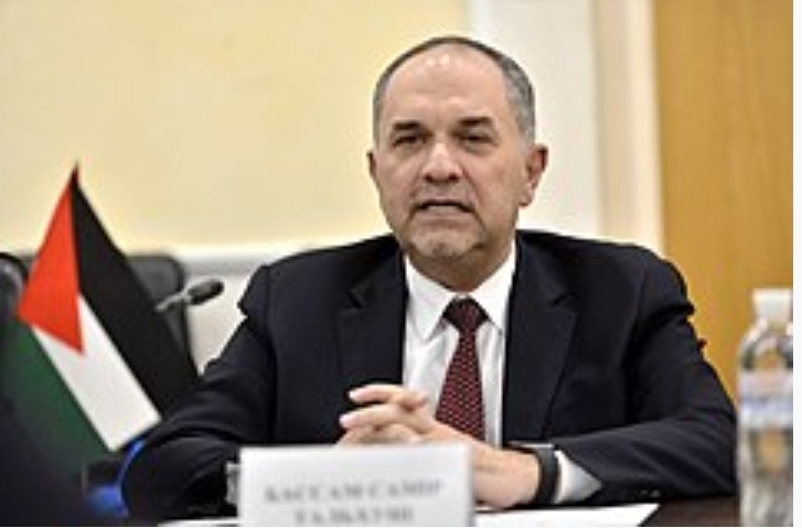 وزير الداخلية : التعاطي مع التحديات التي تواجهنا يجب أن يتم ضمن اطار القانون