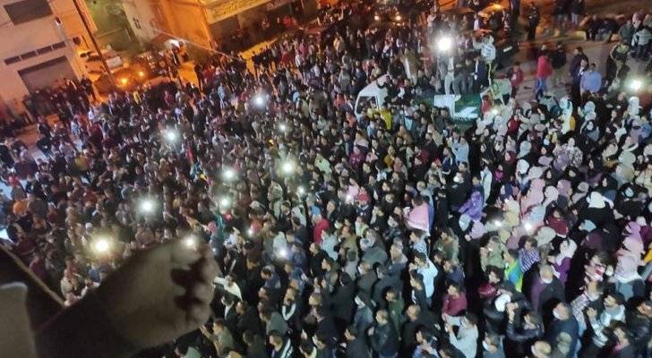 متى تبدأ ظهور اصابات بكورونا من المخالطين لتجمعات الانتخابات؟ .. الأوبئة تُجيب