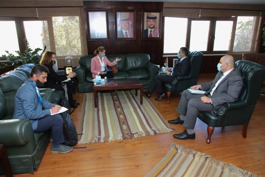 وزير المياه والري يلتقي مديرة برنامج الامم المتحدة الانمائي في الاردن