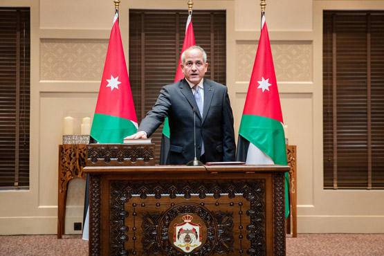 العايد يعلق على امر الدفاع 23