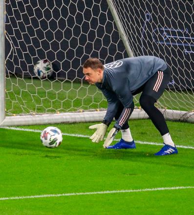 Safehands Neuer set to make history as Germany’s record goalkeeper