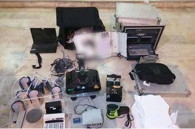 الامن يضبط ماكينات تزوير عملات اجنبية