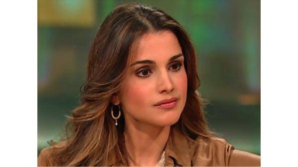 الملكة رانيا تعزي بوفاة والدة الزميل الريالات