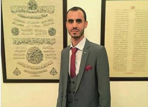 الخطاط  الأردني البوايزة يتأهل لجائزة الشيخ زايد للكتاب