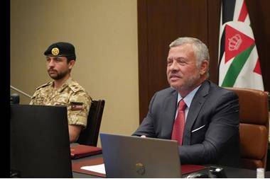 الملك يشارك بحضور ولي العهد في قمة العشرين