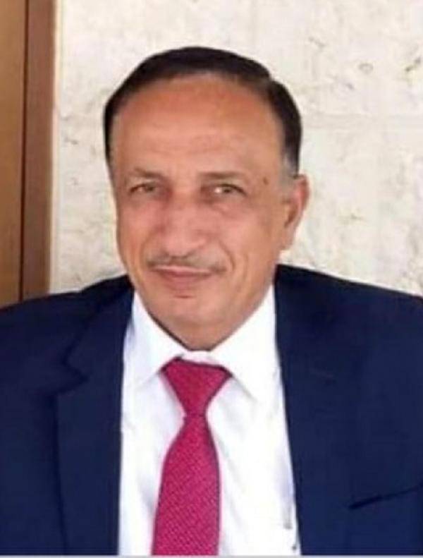 وزير الدولة لشؤون الإعلام علي العايد ينعى الصقر