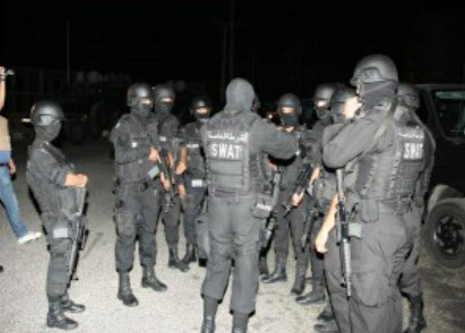 الامن العام  باسناد من القوات المسلحة القبض  على ستة اشخاص من اخطر المطلوبين على مستوى المملكة