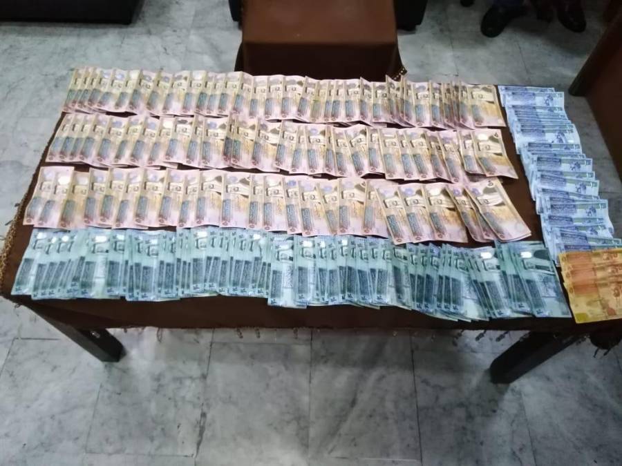 البحث الجنائي يكشف زيف ادعاء واختلاق موظف لحادثة سلب لسرقة 6000 دينار من عهدته .