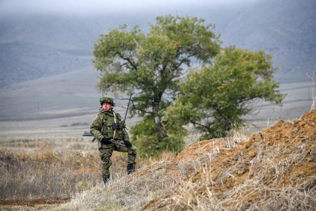 Karabakh peace deal fuels confusion, anxiety over new borders