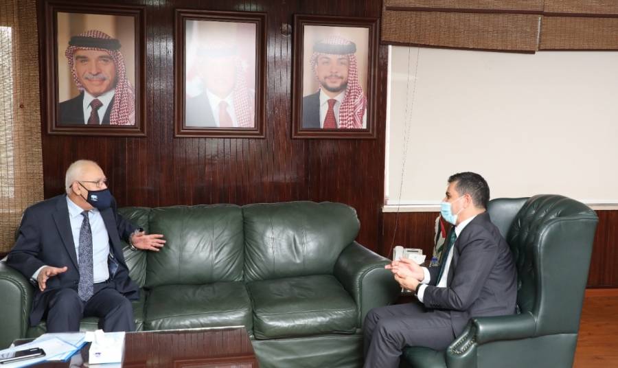 وزير المياه والري يلتقي نقيب وأعضاء مجلس نقابة المهندسين الاردنيين