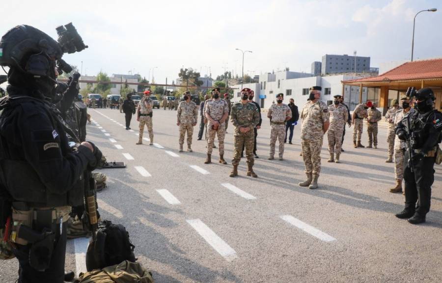 رئيس هيئة الأركان المشتركة: الأردن قويٌ بشعبه ومليكه وجيشه وأجهزته الأمنية..