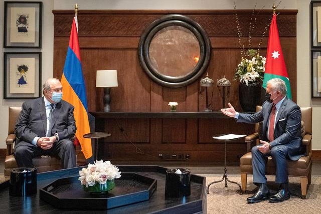 King receives Armenian president