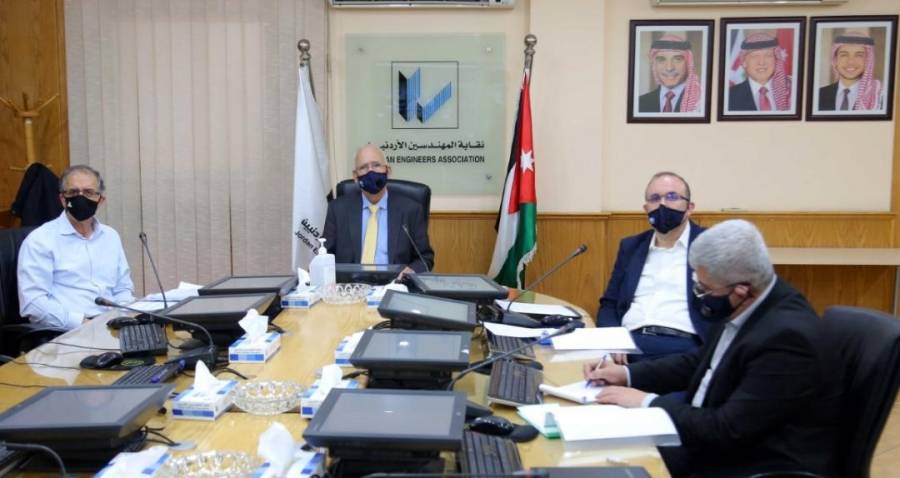 نقيب المهندسين يبحث مع وزيرة الطاقة تدريب المهندسين وتشريعات كفاءة الطاقة