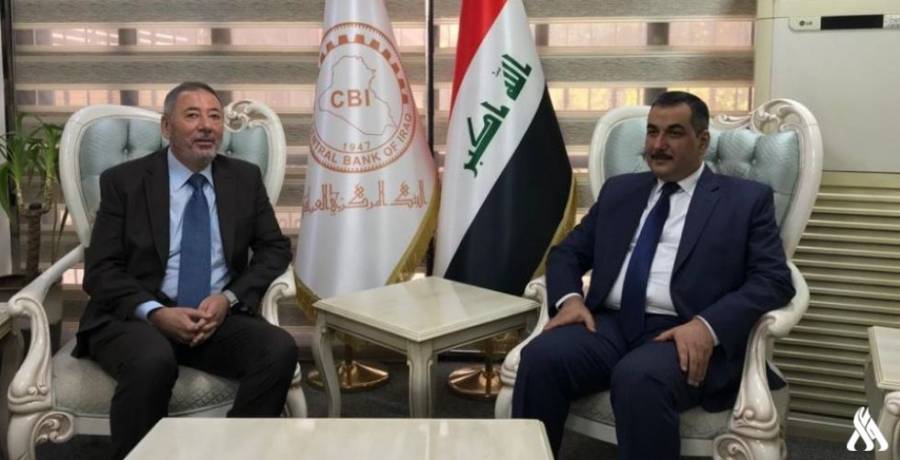 العراق يؤكد على تعزيز علاقاته المالية مع الأردن