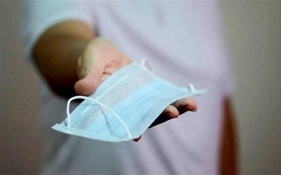 إغلاق إدارة مول ومحل ومطعم بعمان