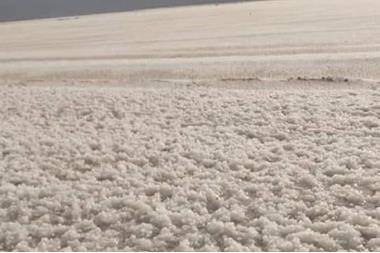 عاصفة من البرد في الاردن