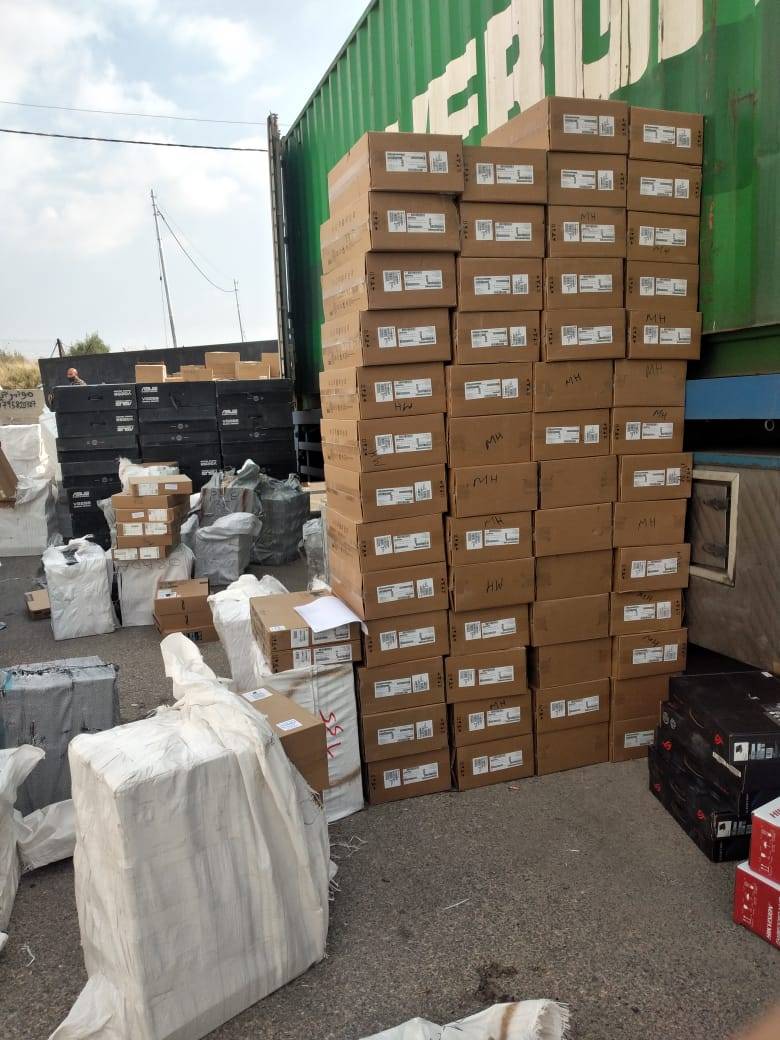 الجمارك الأردنية تحبط تهريب حاوية تحتوي على بضائع مختلفة