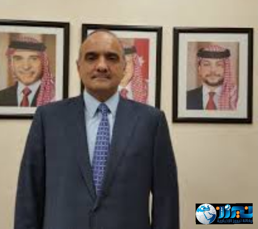 الخصاونة يفوض صلاحياته لوزير العمل