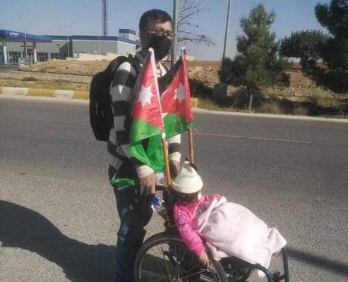 عبيدات يلتقي والد الفتاة حبيبة أبو الرب