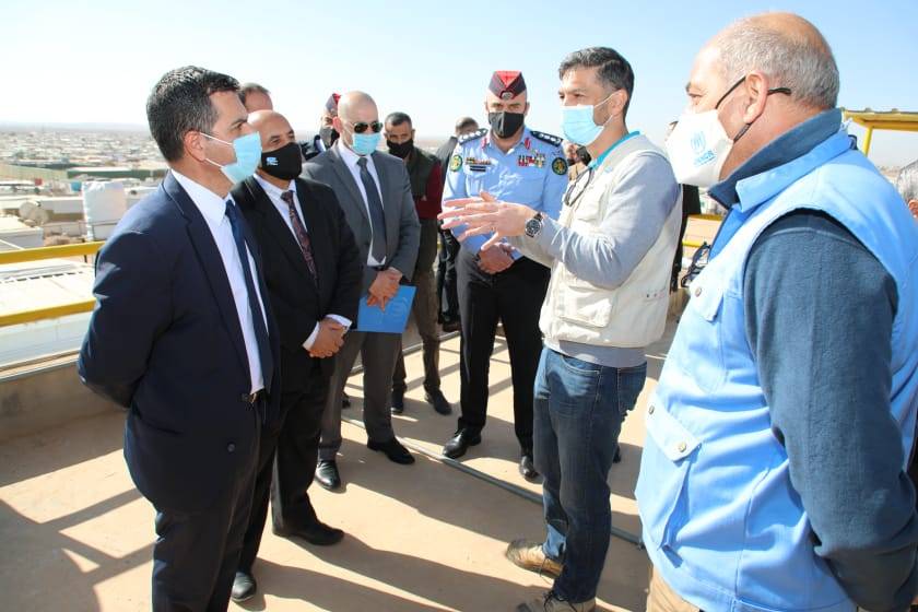 وزير المياه والري يلتقي محافظ المفرق ويتفقد توسعة محطة تنقية مخيم الزعتري