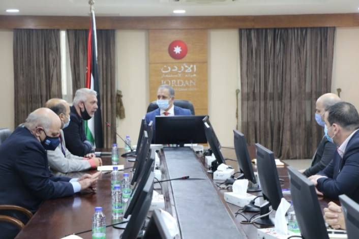 بالصور .. القطامين يزور هيئة الإستثمار