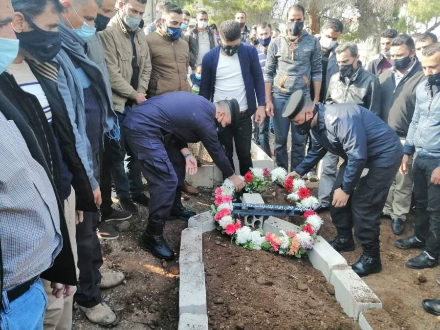 الأمن يشييع  جثمان الملازم أول اياد الغرايبه