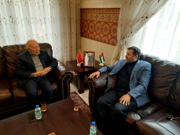 شاهد بالصور .. السفير المغربي الناصري يستقبل الزميل الحجايا