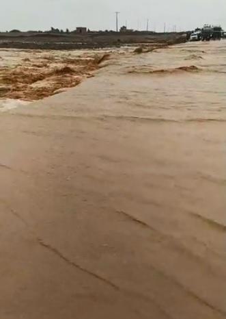 سيول جارفة في منطقة الصفاوي