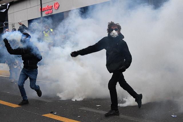 95 arrests at French security law protests — minister