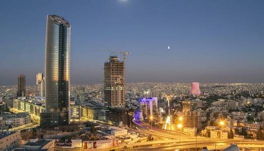 وفاة و إصابات بتدهور صهريج نضح بالقرب من السفارة السورية بعبدون .. صور