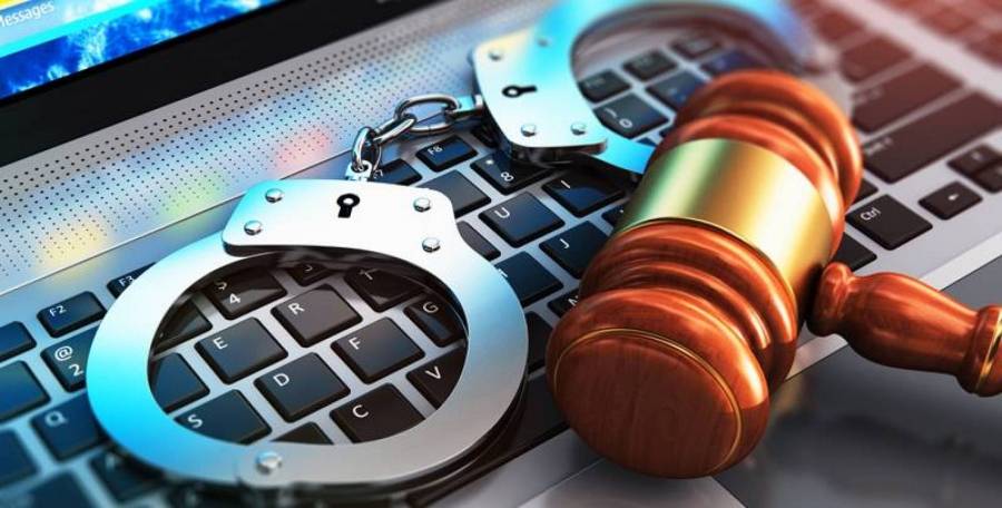 الحكومة تدرس إلغاء قانون الجرائم الالكترونية