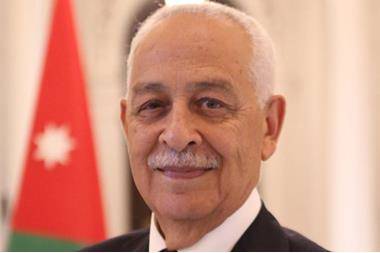 العيسوي ينقل تعازي الملك إلى عشيرتي الشمالات والحمود