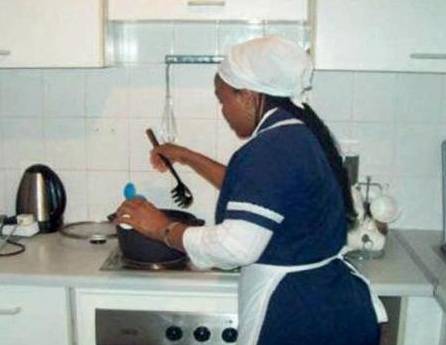 القبض على شخصين يُهرّبان عاملات منازل