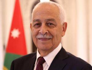 العيسوي ينقل تعازي الملك إلى عشيرة الزعبي