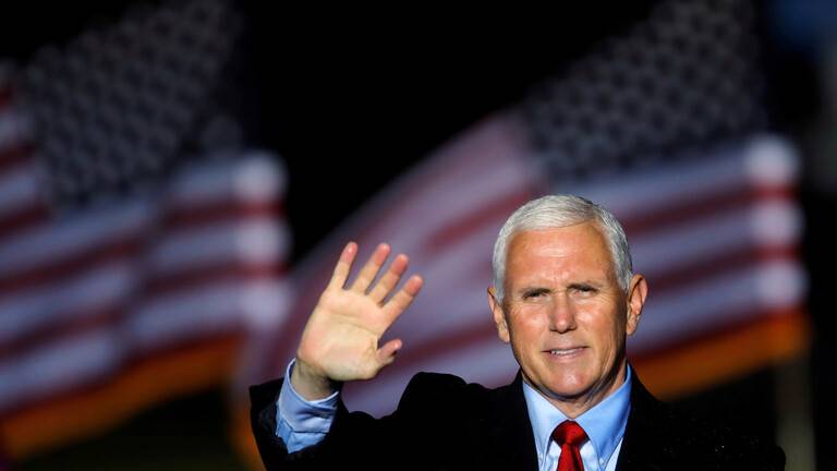 بينس يخطط للمغادرة في رحلة خارجية بعد تأكيد فوز بايدن