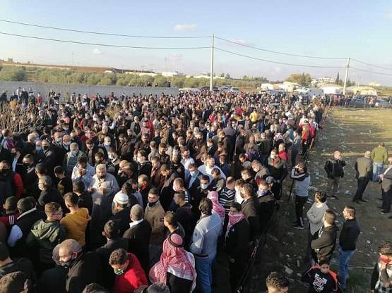 الرمثا تشيع المحافظ السابق أحمد سمارة