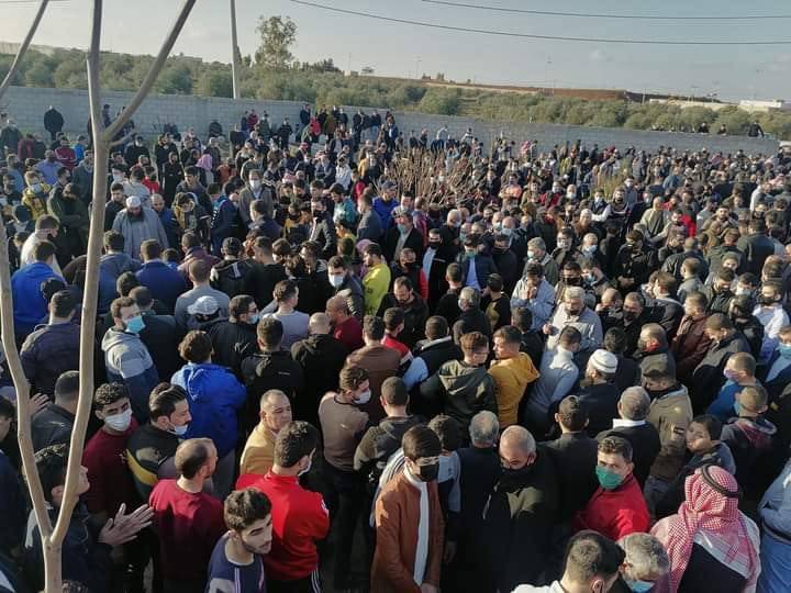 الرمثا تشيع المحافظ السابق أحمد سمارة