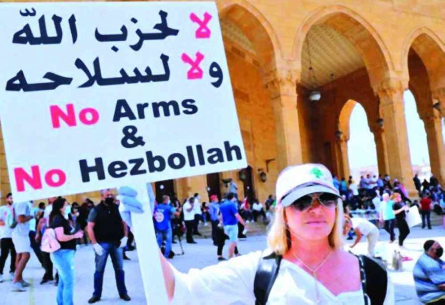 كورونا يحتجز ماكرون ويعرقل تشكيل الحكومة اللبنانية