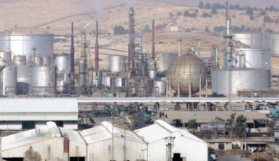 الزيود: خلاف الحكومة مع المصفاة قد ينهي خدمات 10 آلاف عامل .. تفاصيل