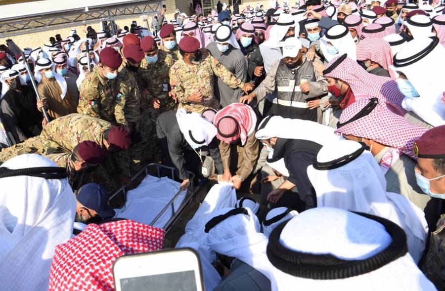 الكويت تشيع جثمان ناصر صباح الأحمد إلى مثواه الأخير_ صور