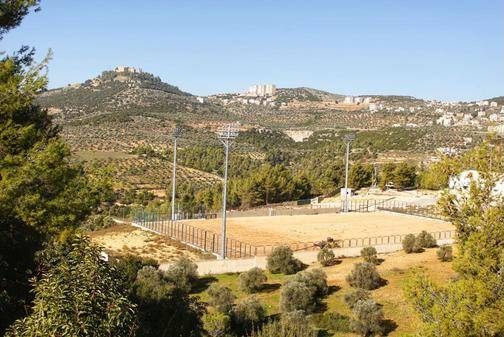 300 ألف دينار لإعادة تأهيل ملعب عجلون الرياضي