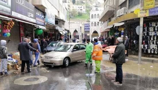 تجار وسط البلد يعتصمون لتوقف مبيعاتهم